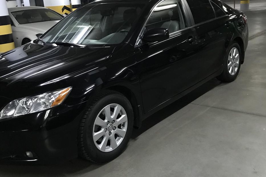 Продам Toyota Camry XLE 2008 года в Киеве
