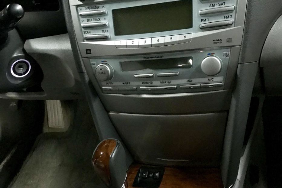 Продам Toyota Camry XLE 2008 года в Киеве