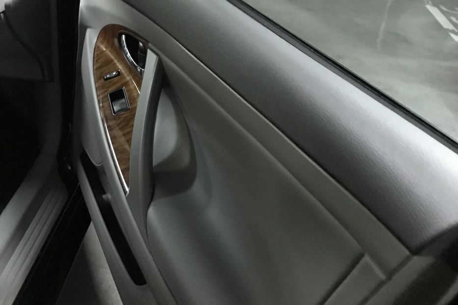 Продам Toyota Camry XLE 2008 года в Киеве