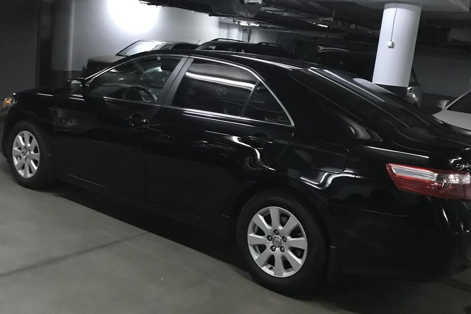 Продам Toyota Camry XLE 2008 года в Киеве