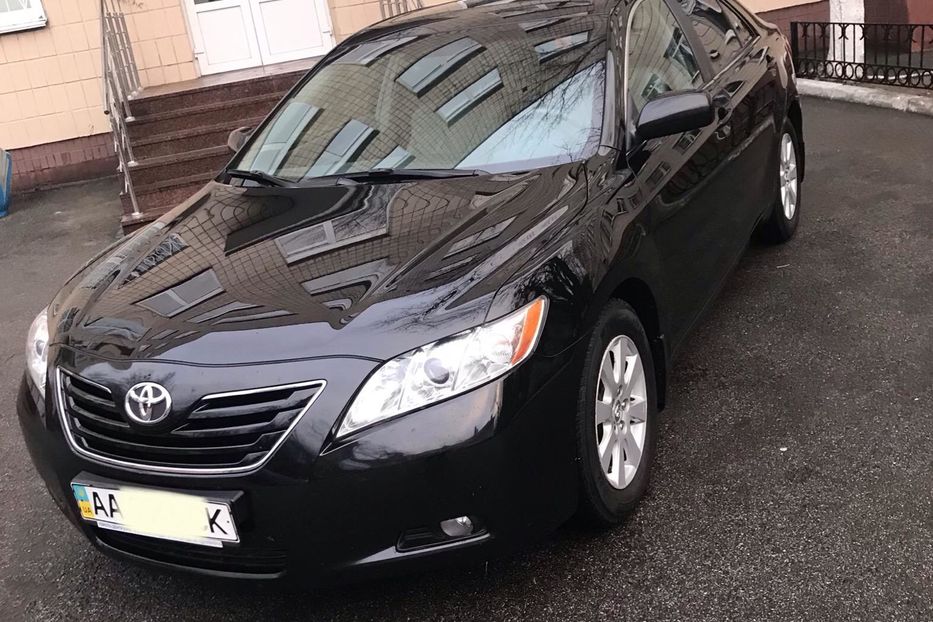 Продам Toyota Camry XLE 2008 года в Киеве