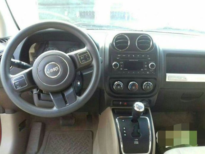 Продам Jeep Compass SPORT 2014 года в Киеве