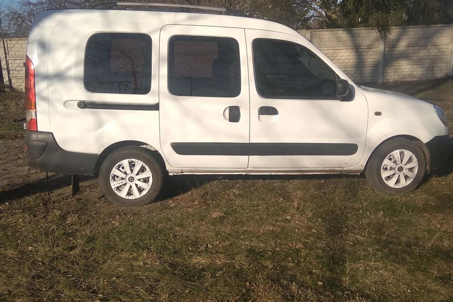 Продам Renault Kangoo пасс. 2005 года в г. Лубны, Полтавская область