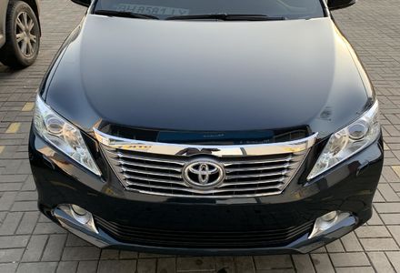 Продам Toyota Camry 50 2013 года в Одессе