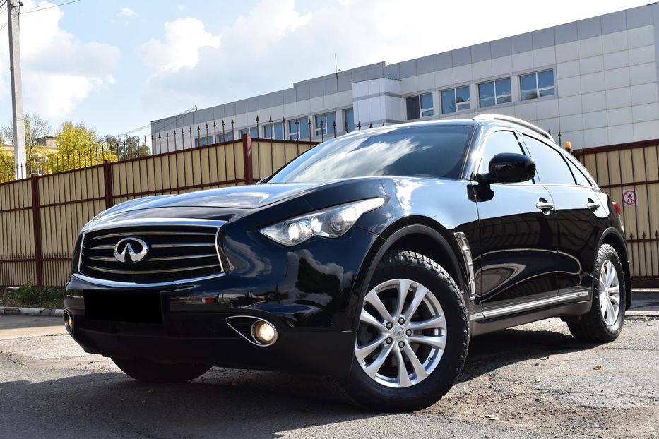 Продам Infiniti FX 2013 года в Одессе