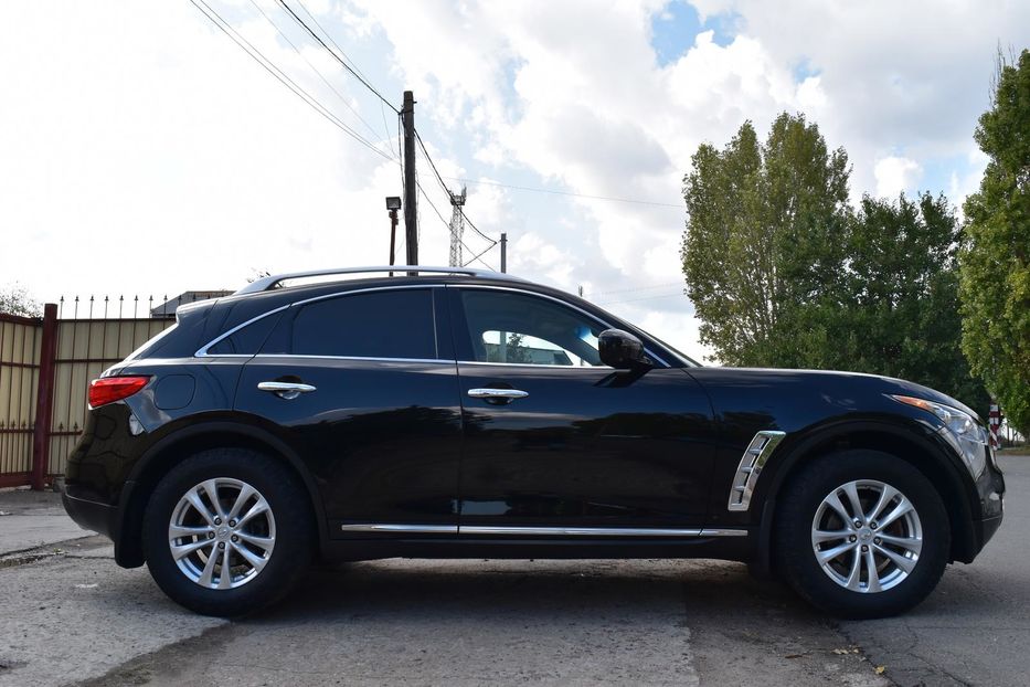 Продам Infiniti FX 2013 года в Одессе