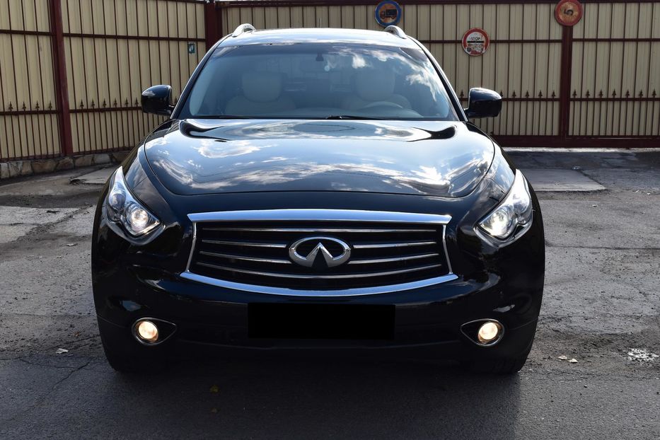 Продам Infiniti FX 2013 года в Одессе