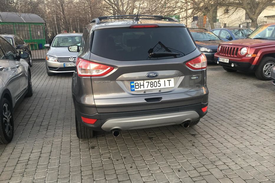 Продам Ford Escape 2013 года в Одессе