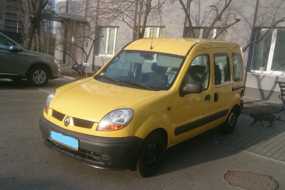 Продам Renault Kangoo пасс. 2003 года в Киеве