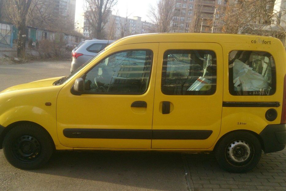 Продам Renault Kangoo пасс. 2003 года в Киеве