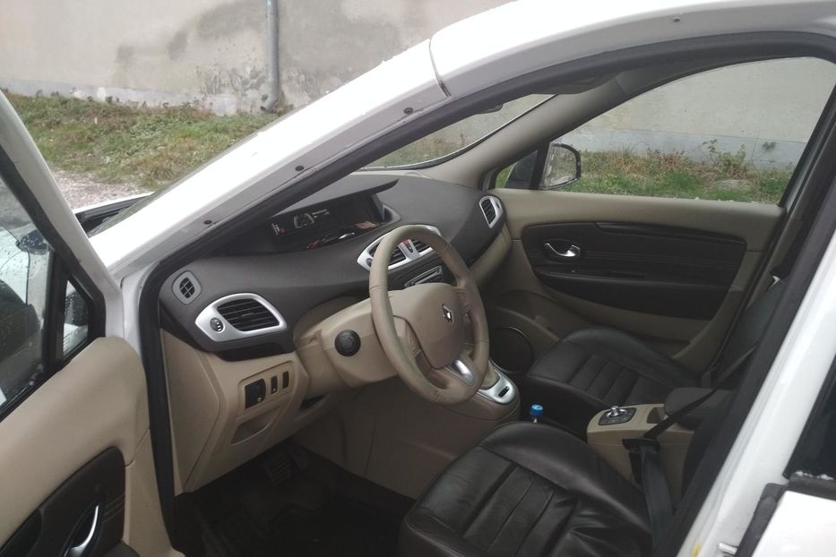 Продам Renault Grand Scenic 2009 года в г. Стрый, Львовская область