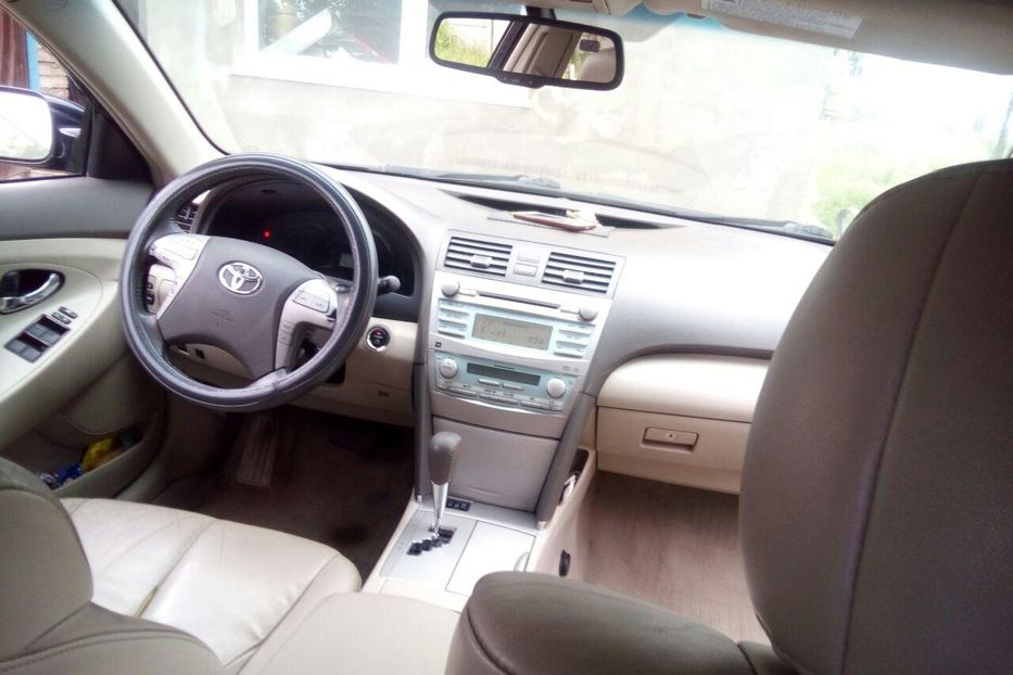 Продам Toyota Camry Gibrid 2008 года в Киеве