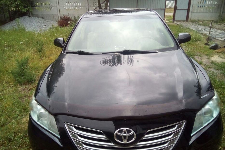 Продам Toyota Camry Gibrid 2008 года в Киеве