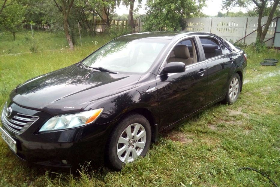 Продам Toyota Camry Gibrid 2008 года в Киеве