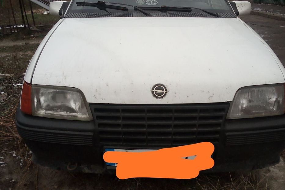 Продам Opel Kadett 1988 года в г. Радомышль, Житомирская область