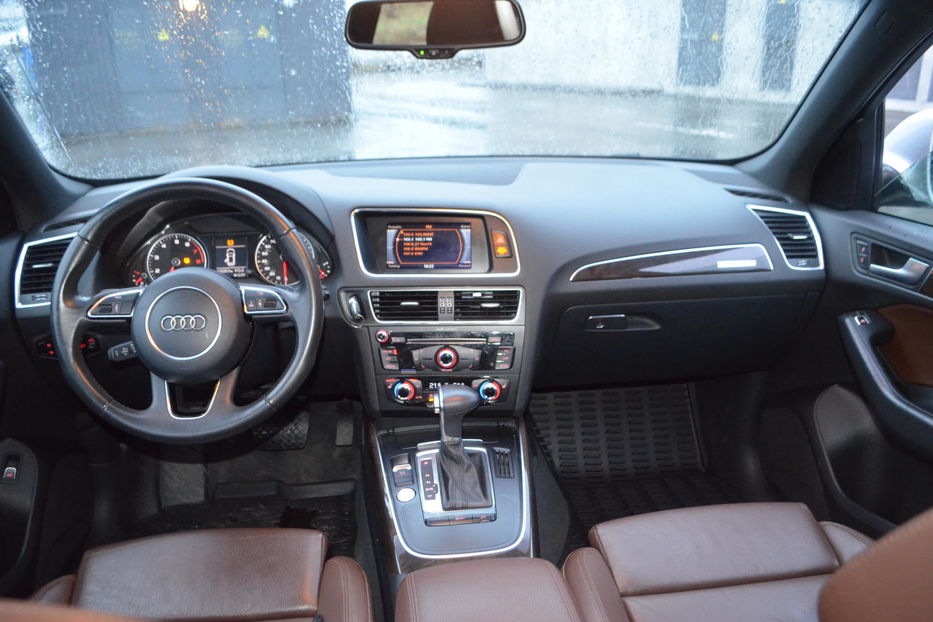 Продам Audi Q5 2013 года в Киеве
