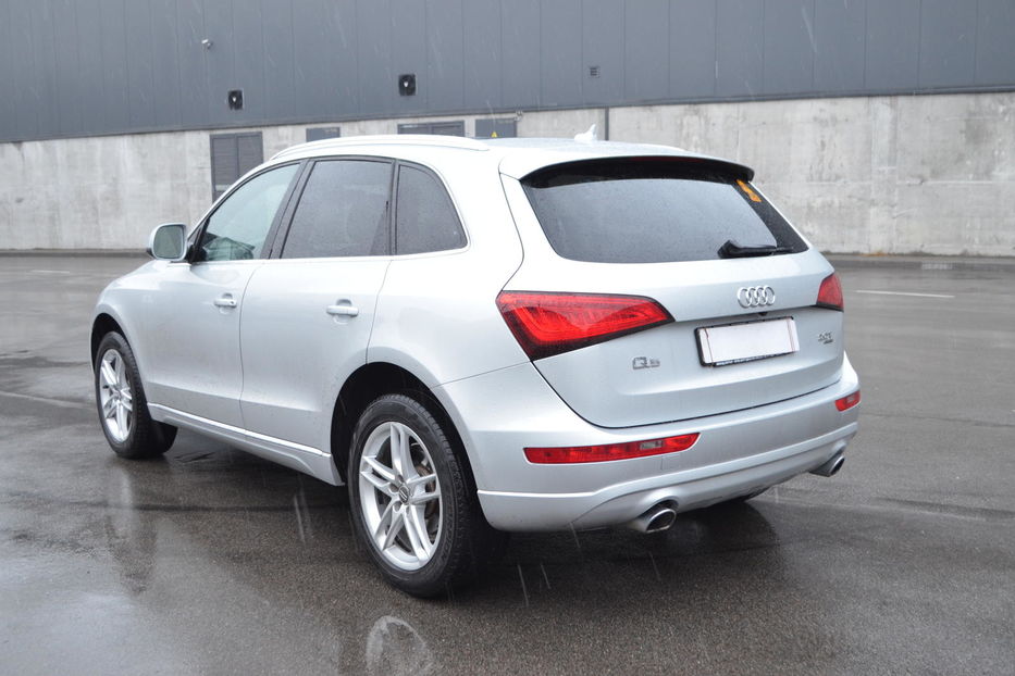 Продам Audi Q5 2013 года в Киеве