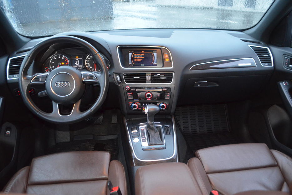 Продам Audi Q5 2013 года в Киеве