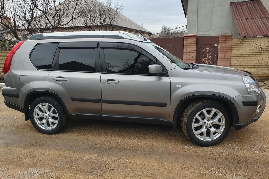 Продам Nissan X-Trail 2011 года в г. Мариуполь, Донецкая область