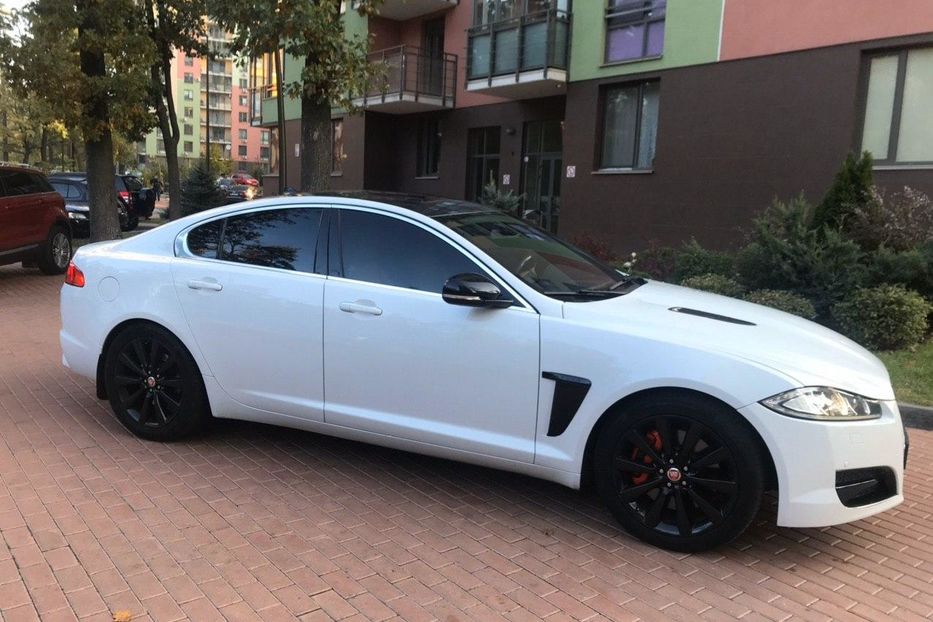 Продам Jaguar XF Supercharcher 2013 года в Киеве