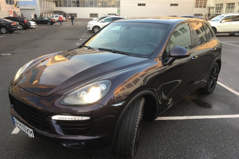 Продам Porsche Cayenne 2012 года в Киеве