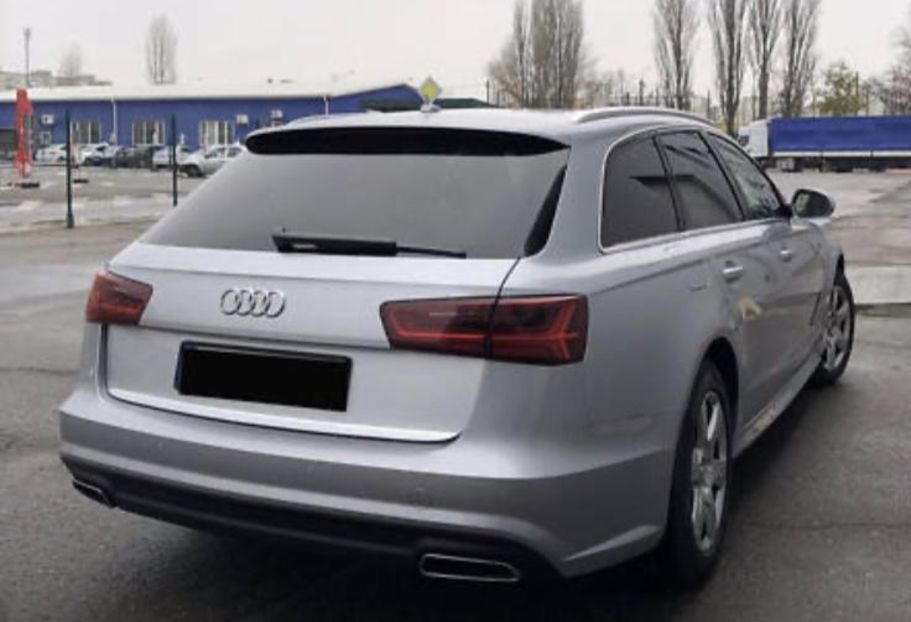 Продам Audi A6 2017 года в Киеве