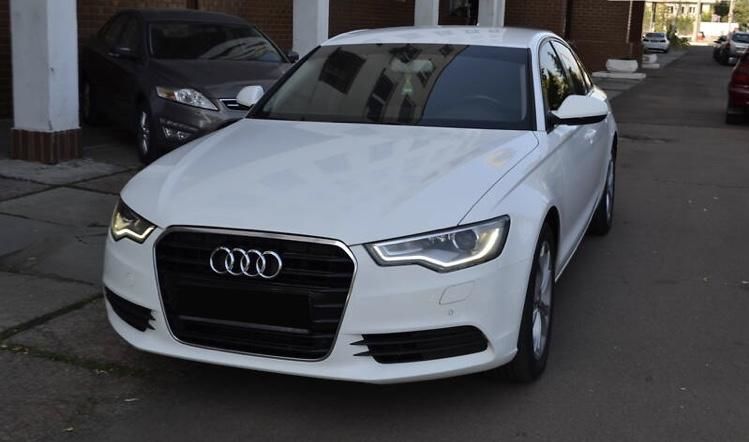 Продам Audi A6 2012 года в Киеве