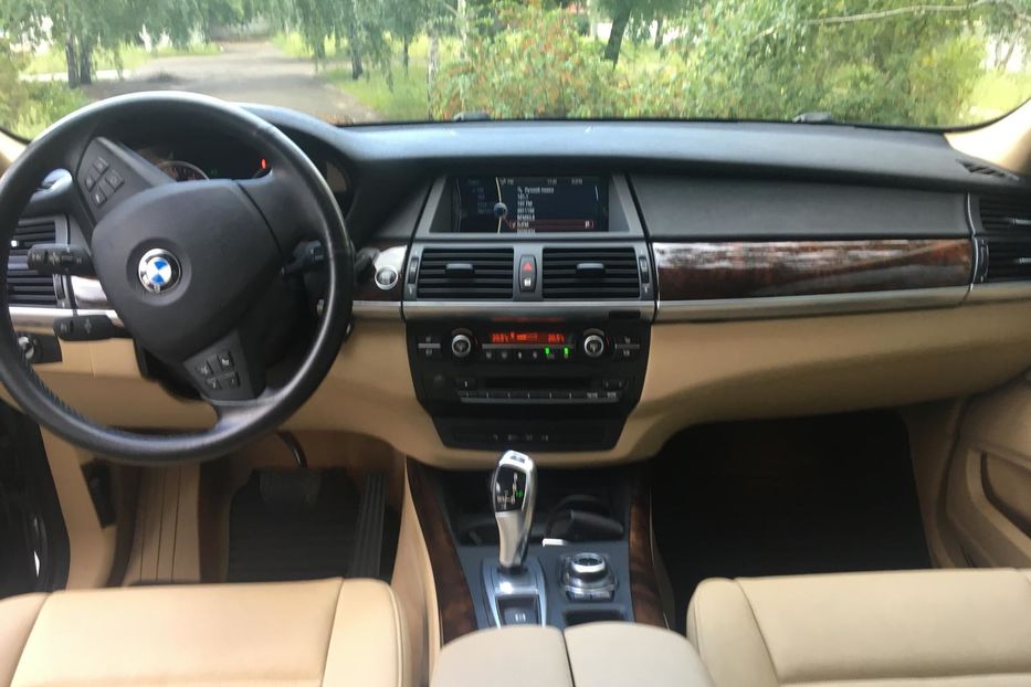 Продам BMW X5 2013 года в Киеве