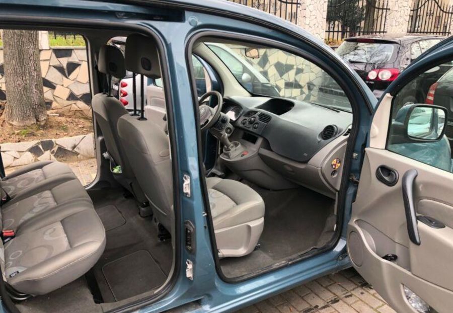 Продам Renault Kangoo пасс. 2010 года в г. Рожище, Волынская область