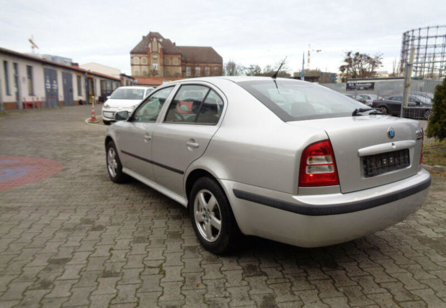 Продам Skoda Octavia 2004 года в г. Иршава, Закарпатская область