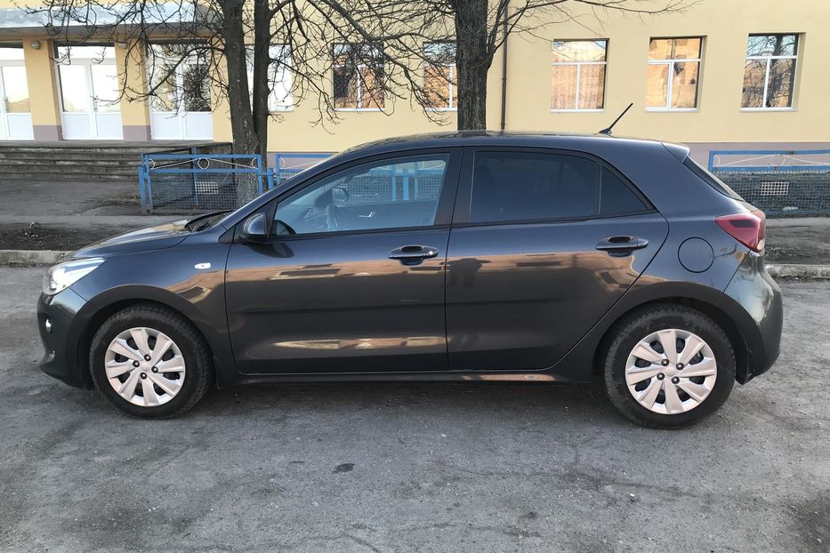 Продам Kia Rio Business  2017 года в Запорожье