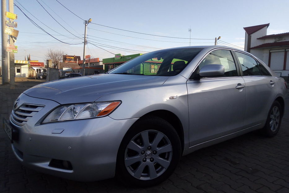 Продам Toyota Camry 2008 года в Киеве