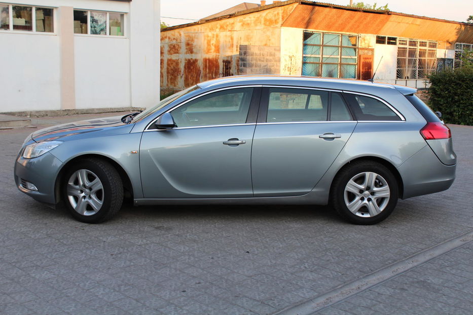 Продам Opel Insignia 2012 года в Львове