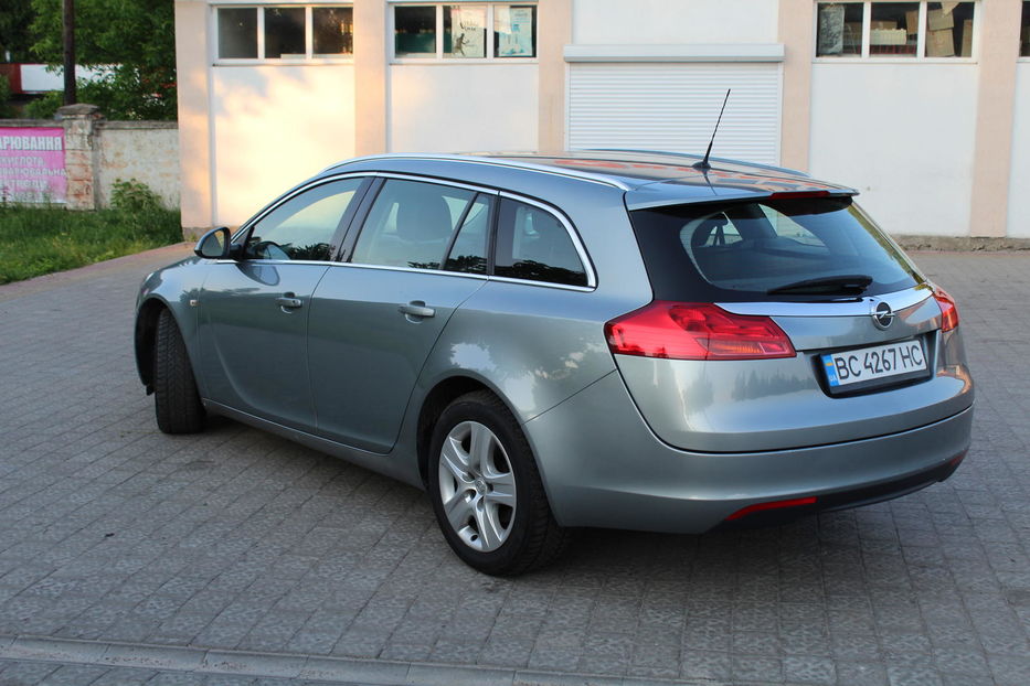 Продам Opel Insignia 2012 года в Львове