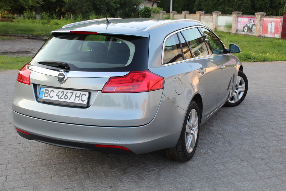 Продам Opel Insignia 2012 года в Львове