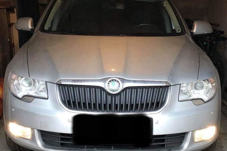 Продам Skoda Superb 2013 года в Киеве