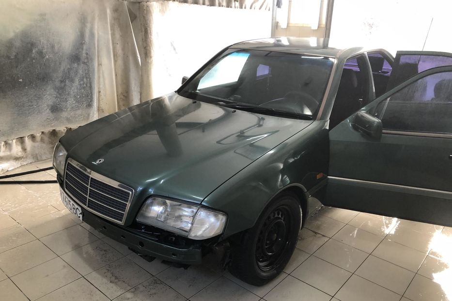 Продам Mercedes-Benz C-Class 2.0 avangard  1995 года в Одессе