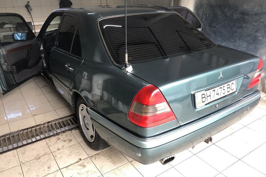 Продам Mercedes-Benz C-Class 2.0 avangard  1995 года в Одессе
