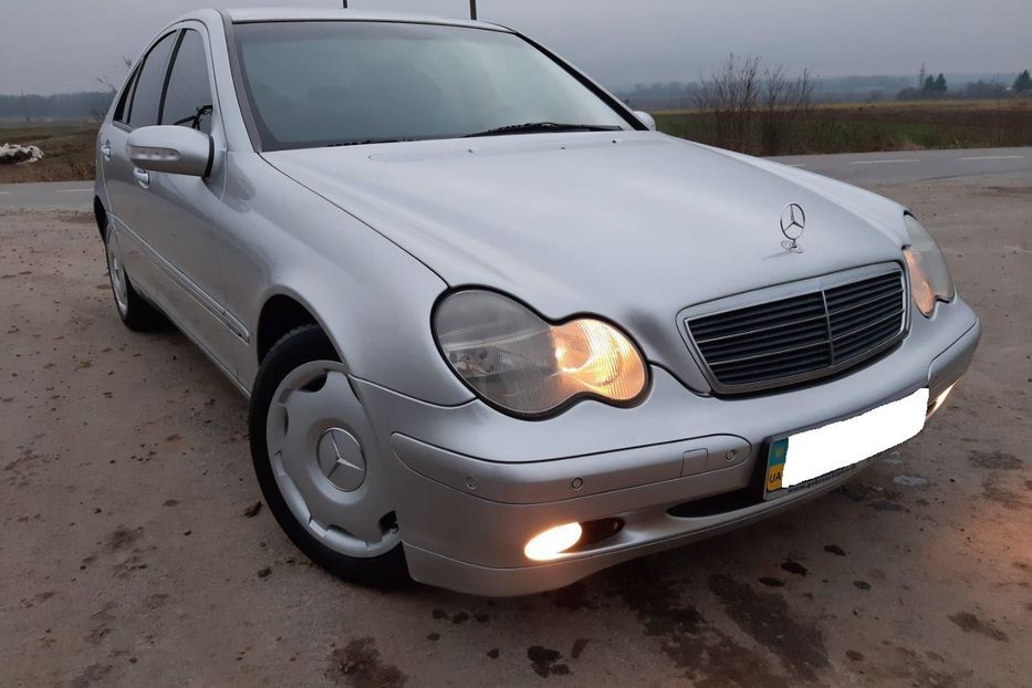 Продам Mercedes-Benz C-Class 2.7TDI 2002 года в Львове