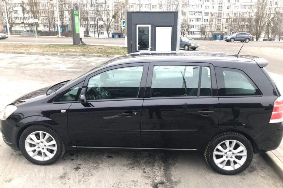 Продам Opel Zafira 2007 года в г. Белая Церковь, Киевская область