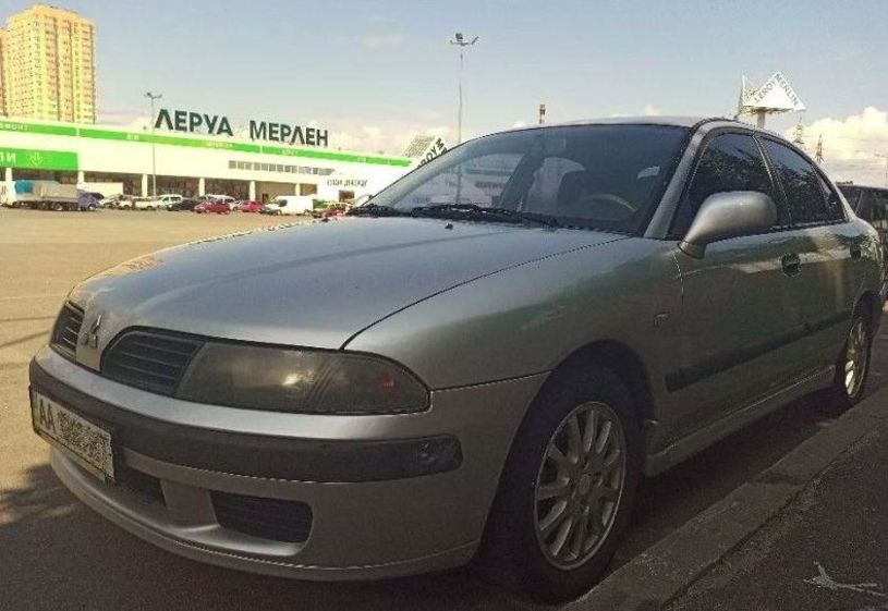 Продам Mitsubishi Carisma 1.6I comfort 2002 года в Киеве