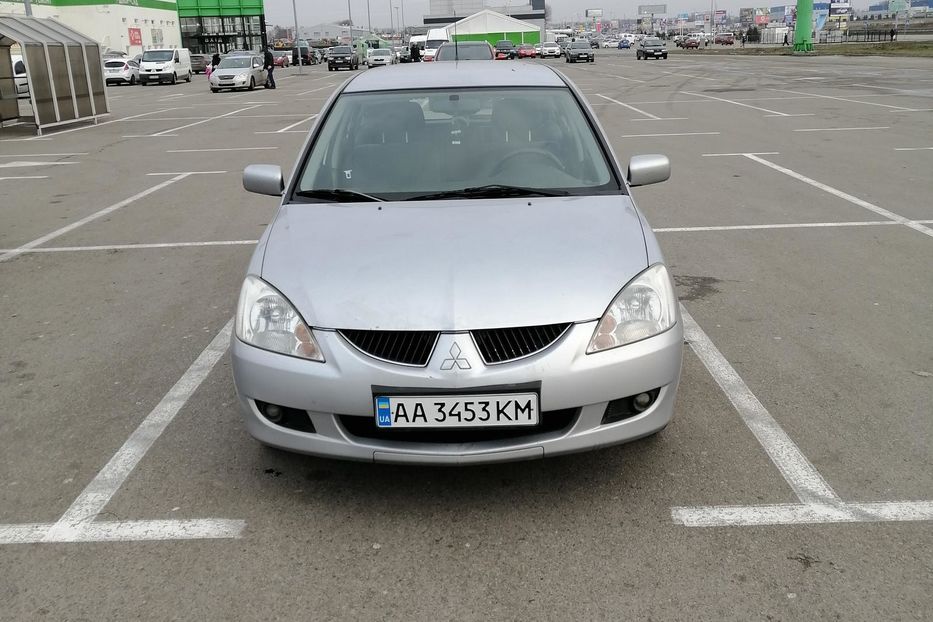 Продам Mitsubishi Lancer 2004 года в Киеве