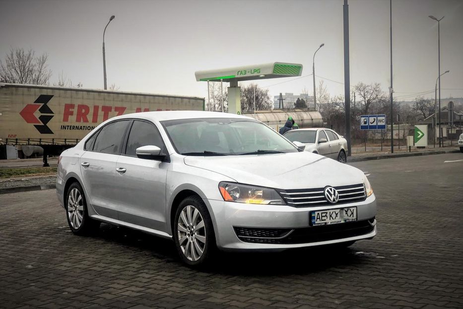 Продам Volkswagen Passat B7 2.5 2013 года в Днепре