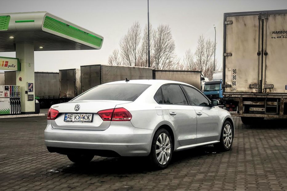 Продам Volkswagen Passat B7 2.5 2013 года в Днепре