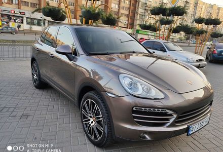 Продам Porsche Cayenne Platinum edition  2013 года в Киеве