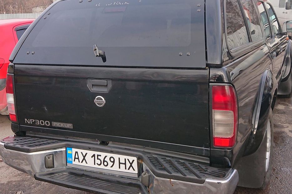 Продам Nissan NP300 2010 года в Харькове