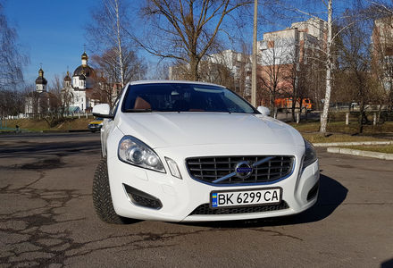 Продам Volvo S60 1.6 офіційна - БЕЗ ПІДКРАСІВ 2013 года в Ровно