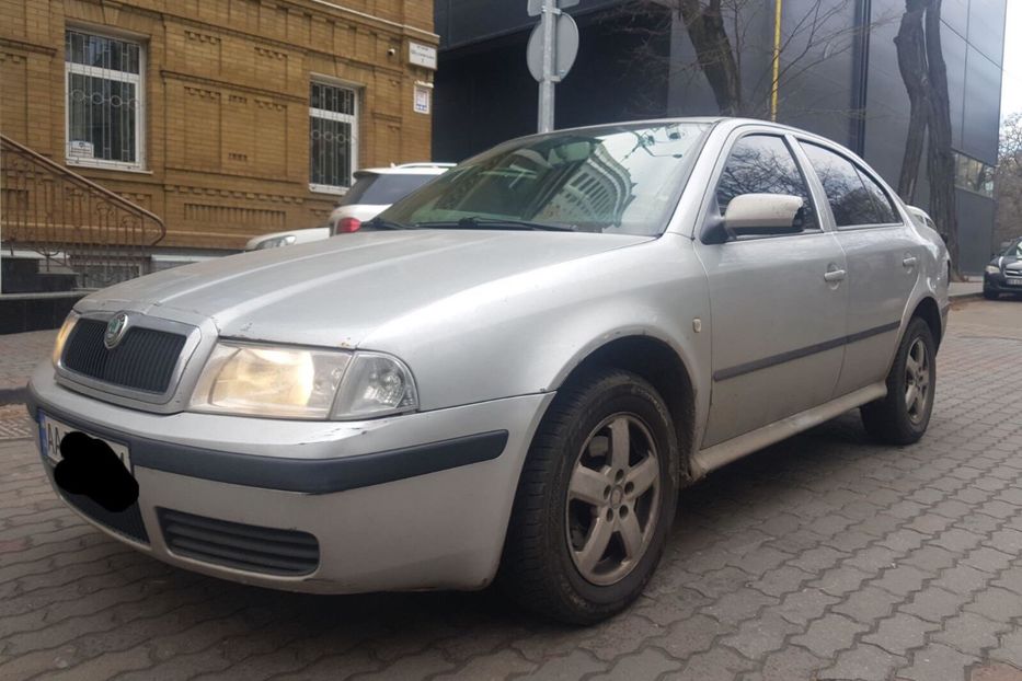 Продам Skoda Octavia Tour 2006 года в Киеве