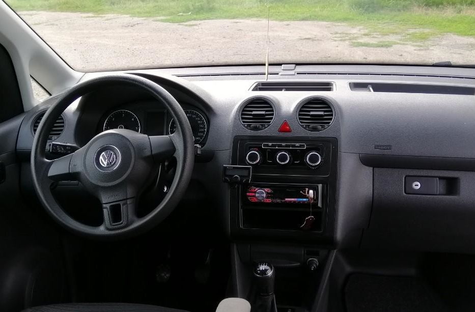 Продам Volkswagen Caddy пасс. 2013 года в Виннице
