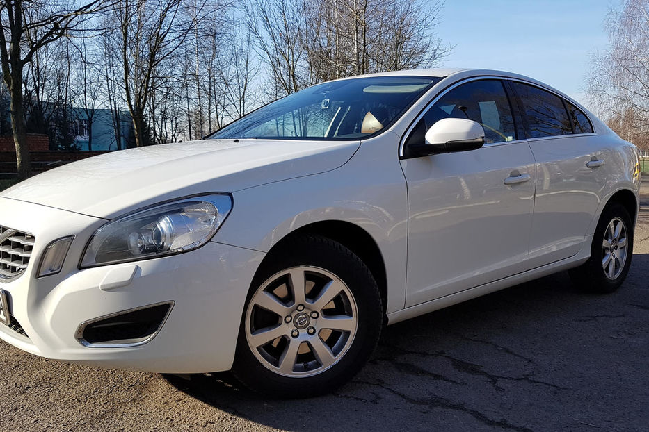 Продам Volvo S60 1.6 офіційна - БЕЗ ПІДКРАСІВ 2013 года в Ровно